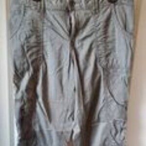 Like New. Size 14R straight mid-rise Sonoma cargo pants. Light gray.